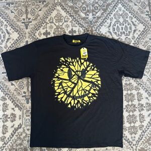 Men’s Chinatown Market Smiley Glass Tee